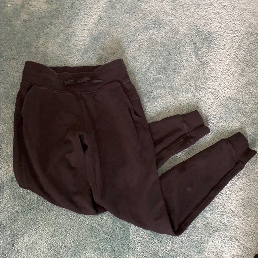 lululemon joggers